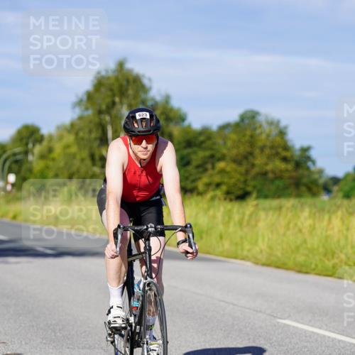 31.08.2025 - Elbe Triathlon Hamburg Michael Burmester http://msf.ph/oto/8665033 31.08.2025 09:27:33 Radfahren 299, 321, 354, 385, 496, 623 meine-sportfotos.de
