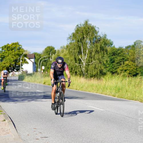 31.08.2025 - Elbe Triathlon Hamburg Michael Burmester http://msf.ph/oto/8665042 31.08.2025 09:27:35 Radfahren 269, 321, 354, 385, 496, 623 meine-sportfotos.de