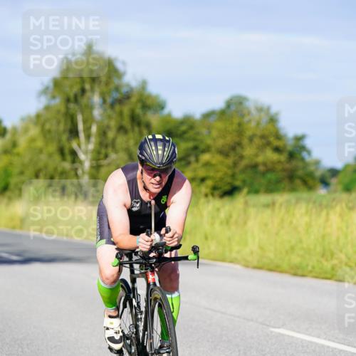 31.08.2025 - Elbe Triathlon Hamburg Michael Burmester http://msf.ph/oto/8665069 31.08.2025 09:27:45 Radfahren 268, 269, 311 meine-sportfotos.de