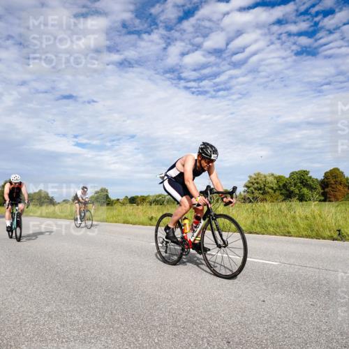 31.08.2025 - Elbe Triathlon Hamburg Michael Burmester http://msf.ph/oto/8665079 31.08.2025 10:03:33 Radfahren 419, 466, 609, 657, 749 meine-sportfotos.de