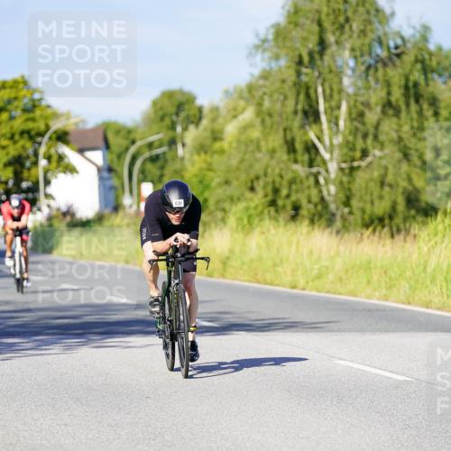 31.08.2025 - Elbe Triathlon Hamburg Michael Burmester http://msf.ph/oto/8665095 31.08.2025 09:28:00 Radfahren 333, 383, 630 meine-sportfotos.de
