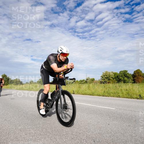 31.08.2025 - Elbe Triathlon Hamburg Michael Burmester http://msf.ph/oto/8665096 31.08.2025 10:03:47 Radfahren 533, 547, 671, 695, 713, 728, 778, 807 meine-sportfotos.de