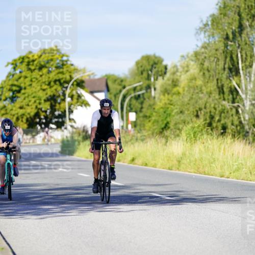 31.08.2025 - Elbe Triathlon Hamburg Michael Burmester http://msf.ph/oto/8665149 31.08.2025 09:28:22 Radfahren 281, 562, 567, 590, 645, 648, 672 meine-sportfotos.de