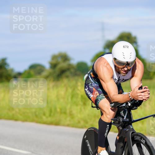 31.08.2025 - Elbe Triathlon Hamburg Michael Burmester http://msf.ph/oto/8665178 31.08.2025 09:28:28 Radfahren 281, 363, 490, 562, 672 meine-sportfotos.de