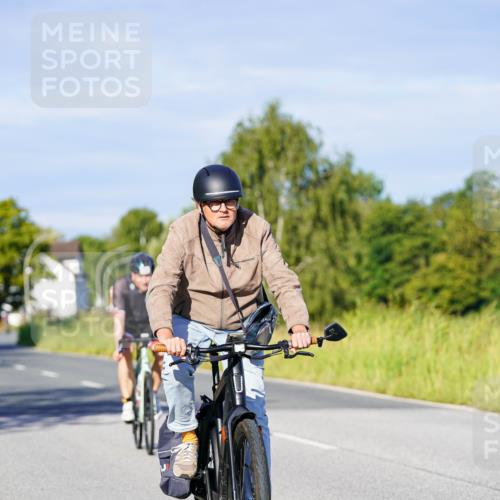 31.08.2025 - Elbe Triathlon Hamburg Michael Burmester http://msf.ph/oto/8665213 31.08.2025 09:28:38 Radfahren 282, 337, 414, 486, 519, 588 meine-sportfotos.de
