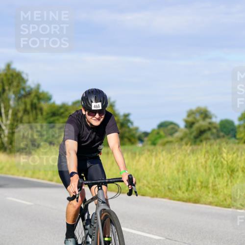 31.08.2025 - Elbe Triathlon Hamburg Michael Burmester http://msf.ph/oto/8665247 31.08.2025 09:28:48 Radfahren 249, 274, 298, 361, 466, 519, 715, 723 meine-sportfotos.de