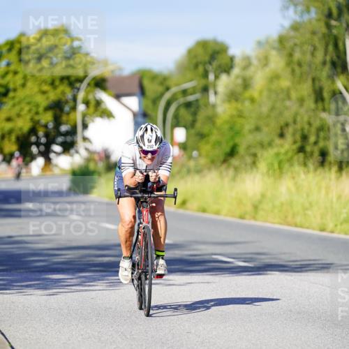 31.08.2025 - Elbe Triathlon Hamburg Michael Burmester http://msf.ph/oto/8665271 31.08.2025 09:28:58 Radfahren 216, 259, 292 meine-sportfotos.de