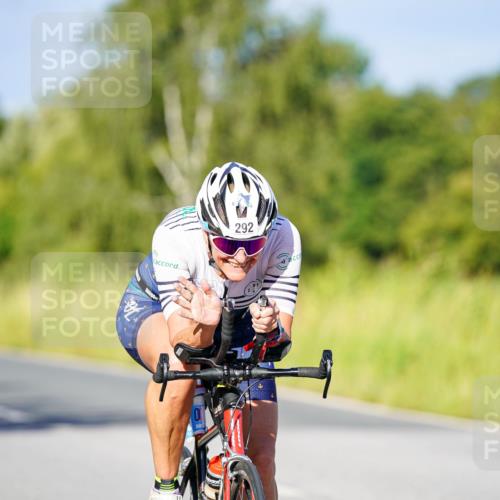 31.08.2025 - Elbe Triathlon Hamburg Michael Burmester http://msf.ph/oto/8665277 31.08.2025 09:28:59 Radfahren 216, 259, 292 meine-sportfotos.de