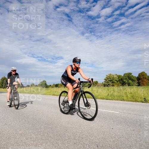 31.08.2025 - Elbe Triathlon Hamburg Michael Burmester http://msf.ph/oto/8665279 31.08.2025 10:07:28 Radfahren 454, 651, 753, 818, 836, 847, 861 meine-sportfotos.de