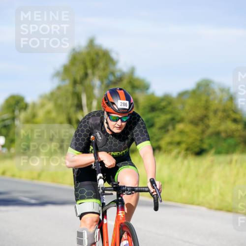 31.08.2025 - Elbe Triathlon Hamburg Michael Burmester http://msf.ph/oto/8665355 31.08.2025 09:29:40 Radfahren 286, 393, 598 meine-sportfotos.de