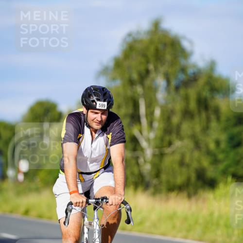 31.08.2025 - Elbe Triathlon Hamburg Michael Burmester http://msf.ph/oto/8665380 31.08.2025 09:29:57 Radfahren 305, 380, 409, 599, 680, 719 meine-sportfotos.de