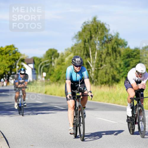 31.08.2025 - Elbe Triathlon Hamburg Michael Burmester http://msf.ph/oto/8665396 31.08.2025 09:30:03 Radfahren 305, 380, 387, 427, 680, 773 meine-sportfotos.de