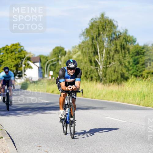 31.08.2025 - Elbe Triathlon Hamburg Michael Burmester http://msf.ph/oto/8665402 31.08.2025 09:30:04 Radfahren 305, 380, 387, 427, 527, 680, 773 meine-sportfotos.de