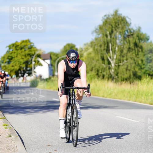 31.08.2025 - Elbe Triathlon Hamburg Michael Burmester http://msf.ph/oto/8665454 31.08.2025 09:30:14 Radfahren 213, 343, 400, 431, 465, 527, 534, 613, 617 meine-sportfotos.de
