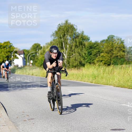 31.08.2025 - Elbe Triathlon Hamburg Michael Burmester http://msf.ph/oto/8665520 31.08.2025 09:30:40 Radfahren 192, 364, 384, 413, 421, 539, 669, 684 meine-sportfotos.de