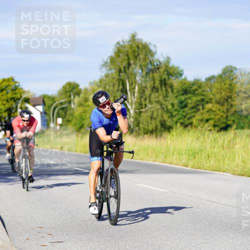 31.08.2025 - Elbe Triathlon Hamburg Michael Burmester http://msf.ph/oto/8665560 31.08.2025 09:30:52 Radfahren 176, 256, 332, 378, 476, 602, 756 meine-sportfotos.de