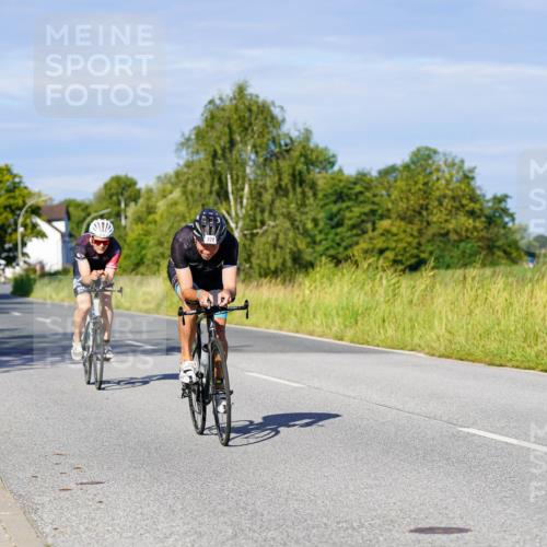 31.08.2025 - Elbe Triathlon Hamburg Michael Burmester http://msf.ph/oto/8665566 31.08.2025 09:30:53 Radfahren 176, 256, 332, 378, 476, 489, 505, 602, 756 meine-sportfotos.de