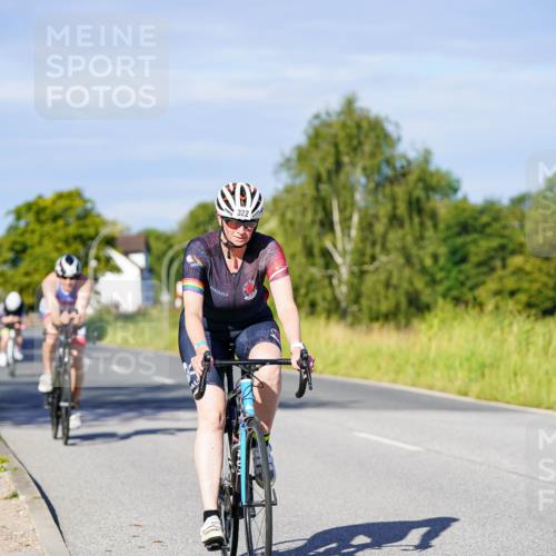 31.08.2025 - Elbe Triathlon Hamburg Michael Burmester http://msf.ph/oto/8665619 31.08.2025 09:31:09 Radfahren 290, 322, 352, 394 meine-sportfotos.de
