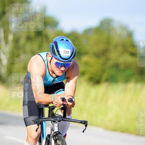 31.08.2025 - Elbe Triathlon Hamburg Michael Burmester http://msf.ph/oto/8665645 31.08.2025 09:31:25 Radfahren 382, 450, 569 meine-sportfotos.de