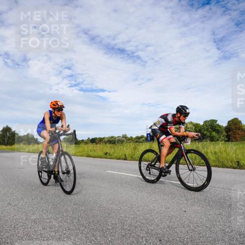 31.08.2025 - Elbe Triathlon Hamburg Michael Burmester http://msf.ph/oto/8665657 31.08.2025 10:16:16 Radfahren 691, 723, 868, 906, 919 meine-sportfotos.de