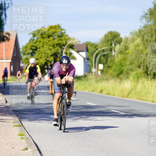 31.08.2025 - Elbe Triathlon Hamburg Michael Burmester http://msf.ph/oto/8665679 31.08.2025 09:31:38 Radfahren 244, 369, 666, 720 meine-sportfotos.de