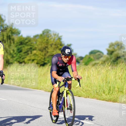 31.08.2025 - Elbe Triathlon Hamburg Michael Burmester http://msf.ph/oto/8665697 31.08.2025 09:31:41 Radfahren 244, 369, 657, 666 meine-sportfotos.de