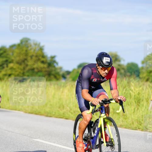 31.08.2025 - Elbe Triathlon Hamburg Michael Burmester http://msf.ph/oto/8665700 31.08.2025 09:31:42 Radfahren 244, 369, 657, 666 meine-sportfotos.de