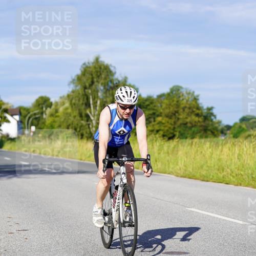 31.08.2025 - Elbe Triathlon Hamburg Michael Burmester http://msf.ph/oto/8665738 31.08.2025 09:31:58 Radfahren 294, 329, 654, 740, 750 meine-sportfotos.de