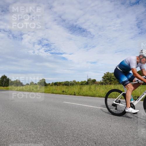 31.08.2025 - Elbe Triathlon Hamburg Michael Burmester http://msf.ph/oto/8665739 31.08.2025 10:18:03 Radfahren 461, 684, 750, 909 meine-sportfotos.de