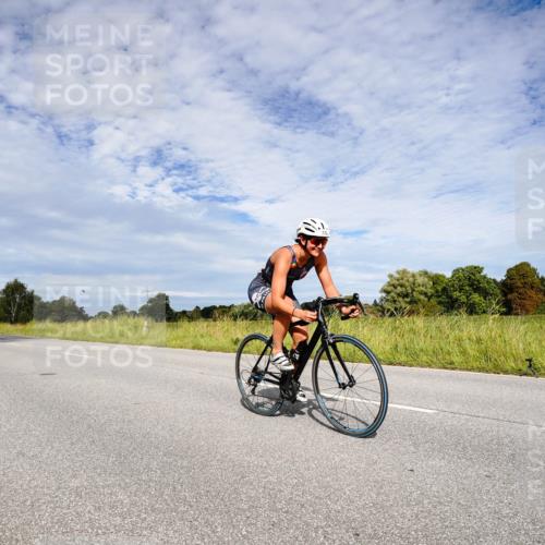 31.08.2025 - Elbe Triathlon Hamburg Michael Burmester http://msf.ph/oto/8665761 31.08.2025 10:18:52 Radfahren 778, 901 meine-sportfotos.de