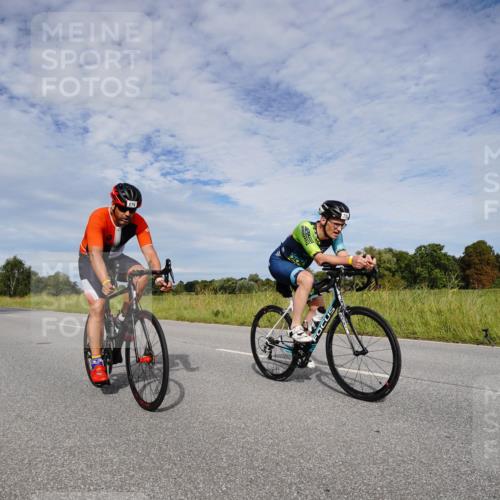 31.08.2025 - Elbe Triathlon Hamburg Michael Burmester http://msf.ph/oto/8665771 31.08.2025 10:19:08 Radfahren 487, 674, 713, 735, 777, 856, 930, 944 meine-sportfotos.de
