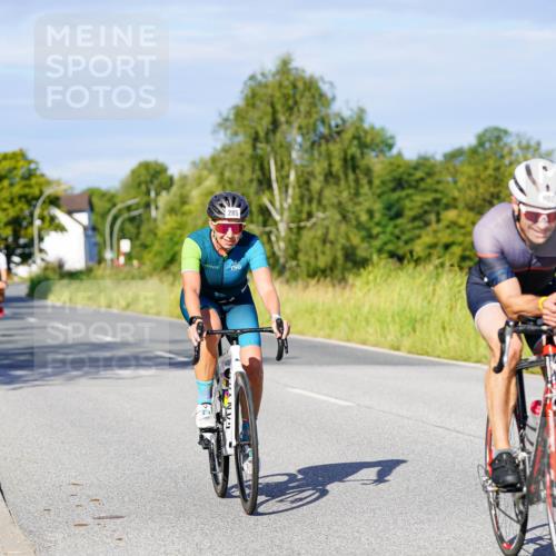 31.08.2025 - Elbe Triathlon Hamburg Michael Burmester http://msf.ph/oto/8665776 31.08.2025 09:32:11 Radfahren 285, 374, 420, 463, 528, 633, 646, 700, 707, 708, 717 meine-sportfotos.de
