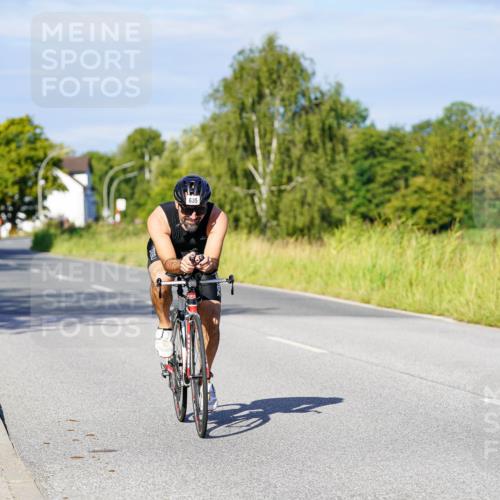 31.08.2025 - Elbe Triathlon Hamburg Michael Burmester http://msf.ph/oto/8665820 31.08.2025 09:32:21 Radfahren 284, 635, 646, 717 meine-sportfotos.de