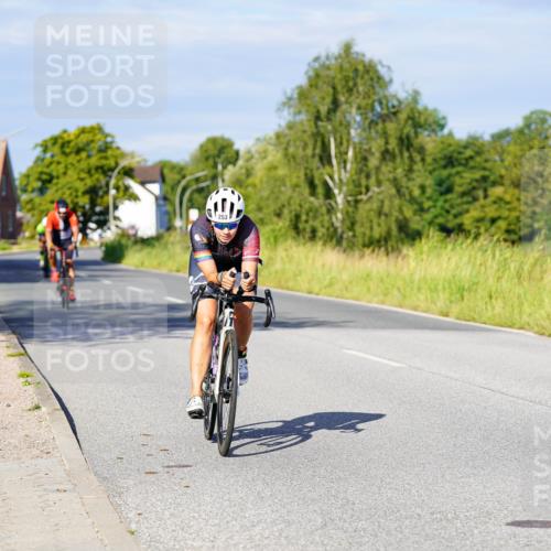 31.08.2025 - Elbe Triathlon Hamburg Michael Burmester http://msf.ph/oto/8665845 31.08.2025 09:32:34 Radfahren 253, 392, 674, 712 meine-sportfotos.de