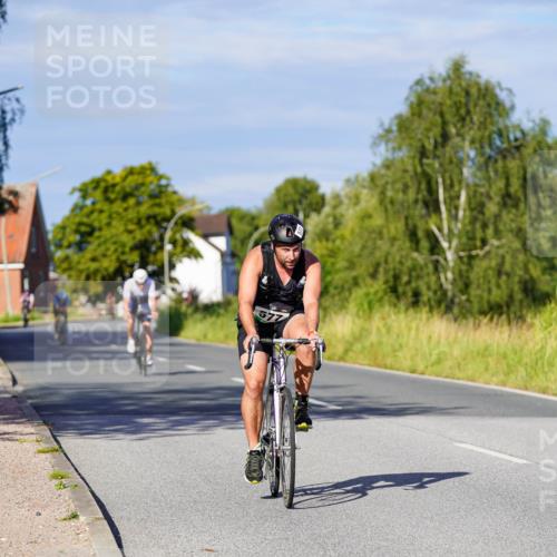 31.08.2025 - Elbe Triathlon Hamburg Michael Burmester http://msf.ph/oto/8665863 31.08.2025 09:32:43 Radfahren 577, 709, 713 meine-sportfotos.de