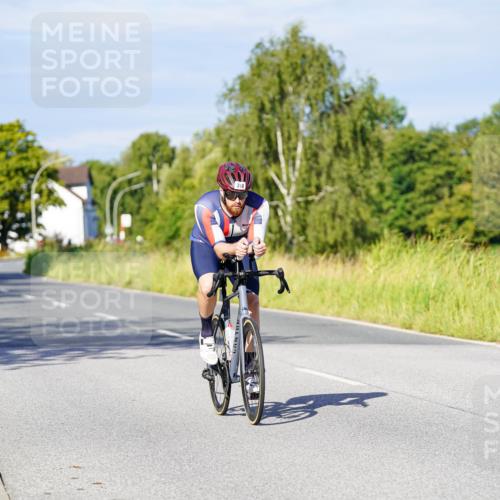 31.08.2025 - Elbe Triathlon Hamburg Michael Burmester http://msf.ph/oto/8665883 31.08.2025 09:32:57 Radfahren 184, 310, 495, 502 meine-sportfotos.de