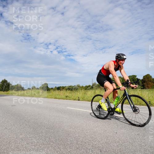 31.08.2025 - Elbe Triathlon Hamburg Michael Burmester http://msf.ph/oto/8665967 31.08.2025 10:22:20 Radfahren 730, 974, 1000, 1009, 1085 meine-sportfotos.de
