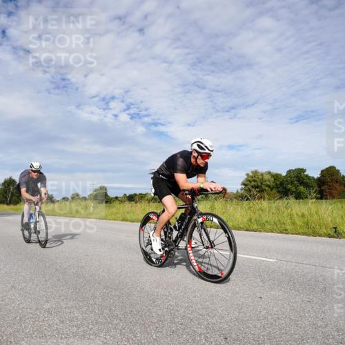 31.08.2025 - Elbe Triathlon Hamburg Michael Burmester http://msf.ph/oto/8665970 31.08.2025 10:22:25 Radfahren 832, 899, 983, 1009, 1051, 1052, 1085 meine-sportfotos.de
