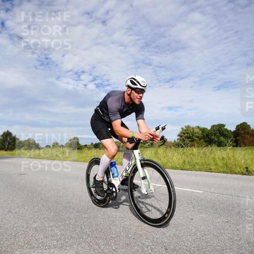 31.08.2025 - Elbe Triathlon Hamburg Michael Burmester http://msf.ph/oto/8665972 31.08.2025 10:22:25 Radfahren 832, 899, 983, 1009, 1051, 1052, 1085 meine-sportfotos.de
