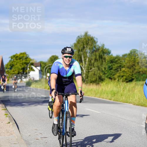 31.08.2025 - Elbe Triathlon Hamburg Michael Burmester http://msf.ph/oto/8666052 31.08.2025 09:33:40 Radfahren 173, 330, 439, 494, 504, 589 meine-sportfotos.de