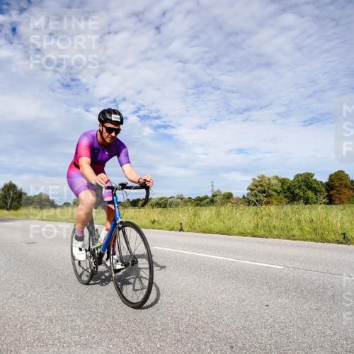 31.08.2025 - Elbe Triathlon Hamburg Michael Burmester http://msf.ph/oto/8666057 31.08.2025 10:23:27 Radfahren 399, 812, 1037, 1088, 1093 meine-sportfotos.de