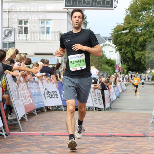 31.08.2025 - 21. Blankeneser Heldenlauf Strokosch-Dieckow http://msf.ph/oto/8666087 31.08.2025 10:58:50 Ziel 3077 meine-sportfotos.de