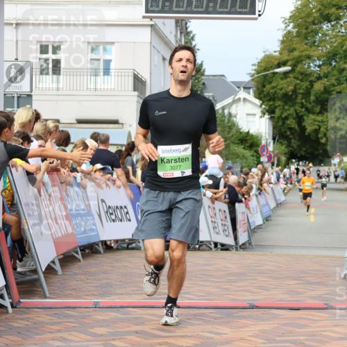 31.08.2025 - 21. Blankeneser Heldenlauf Strokosch-Dieckow http://msf.ph/oto/8666114 31.08.2025 10:58:50 Ziel 3077 meine-sportfotos.de