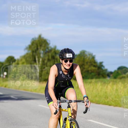 31.08.2025 - Elbe Triathlon Hamburg Michael Burmester http://msf.ph/oto/8666132 31.08.2025 09:34:17 Radfahren 297, 342, 612, 710 meine-sportfotos.de