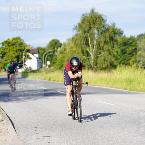 31.08.2025 - Elbe Triathlon Hamburg Michael Burmester http://msf.ph/oto/8666159 31.08.2025 09:34:33 Radfahren 228, 257, 410, 600, 739 meine-sportfotos.de