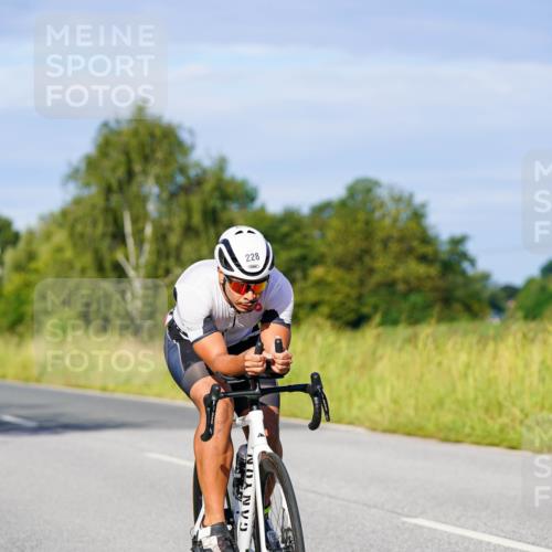 31.08.2025 - Elbe Triathlon Hamburg Michael Burmester http://msf.ph/oto/8666180 31.08.2025 09:34:40 Radfahren 228, 410 meine-sportfotos.de