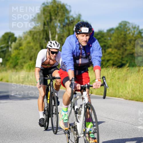 31.08.2025 - Elbe Triathlon Hamburg Michael Burmester http://msf.ph/oto/8666199 31.08.2025 09:34:55 Radfahren 264, 375, 422, 440, 537, 568, 606, 727 meine-sportfotos.de