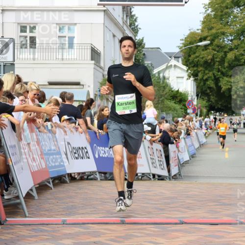 31.08.2025 - 21. Blankeneser Heldenlauf Strokosch-Dieckow http://msf.ph/oto/8666206 31.08.2025 10:58:49 Ziel 3077 meine-sportfotos.de