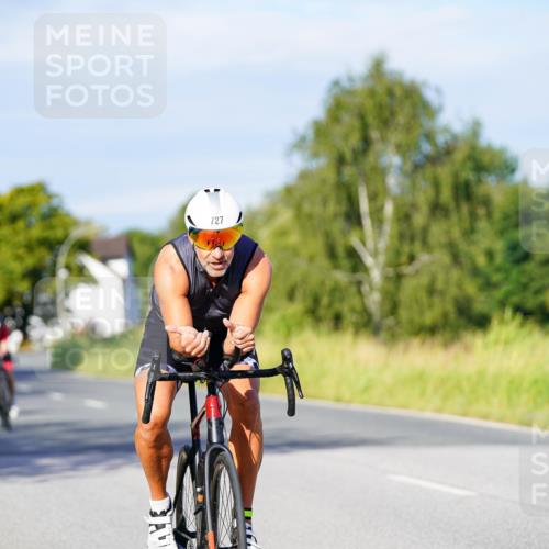 31.08.2025 - Elbe Triathlon Hamburg Michael Burmester http://msf.ph/oto/8666213 31.08.2025 09:34:59 Radfahren 264, 422, 428, 440, 537, 606, 727 meine-sportfotos.de