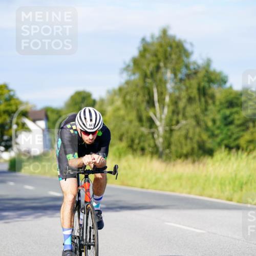 31.08.2025 - Elbe Triathlon Hamburg Michael Burmester http://msf.ph/oto/8666240 31.08.2025 09:35:07 Radfahren 425, 446, 447, 730 meine-sportfotos.de